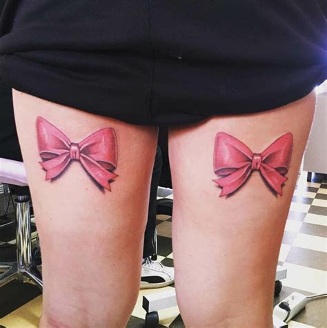 Sexy Bow Thigh Tattoos