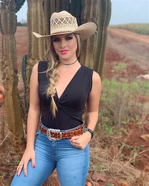 Pin De Kyanna Fordice Em Cowgirl Estilo Country Feminino Moda Cowtry