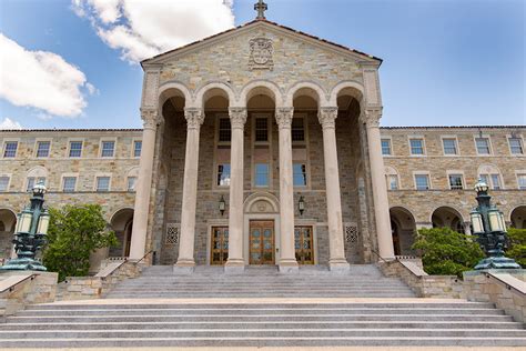 Mount St. Mary’s Seminary & School of Theology| National Catholic Register