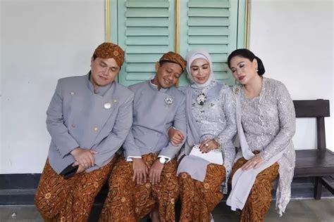 Profil Dan Biodata Elizabeth Tjandra Istri Dari Erick Thohir Calon