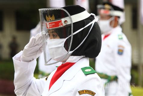 Anggota Paskibraka Kota Bandung Dikukuhkan Foto