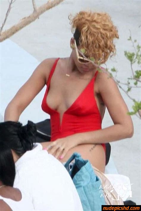 Rihanna See Through Tits Nude Leaked Porn Photo Nudepicshd