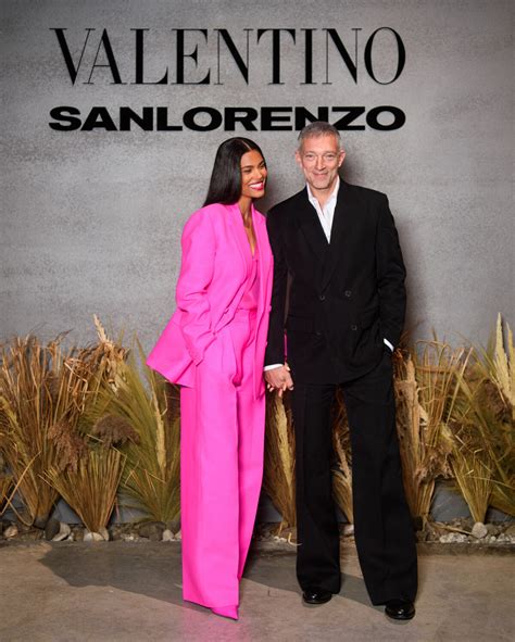 Photo Tina Kunakey et son mari Vincent Cassel au photocall du dîner