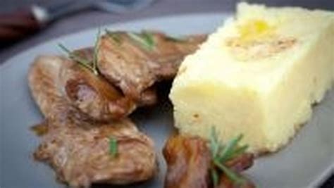 Aiguillettes de canard à la crème purée au beurre de cannelle