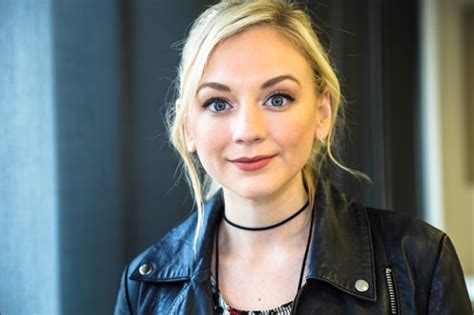 Emily Kinney Age Bio Wiki Net Worth Movies Songs Boyfriend