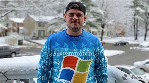 The New Windows Ugly Sweater Has A Windows XP Theme Neowin