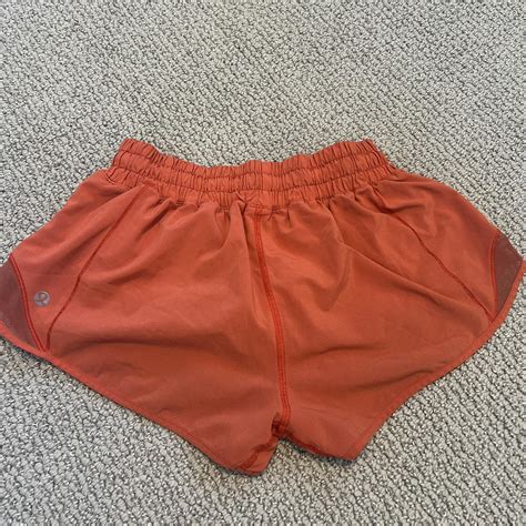 Lululemon Coral Hotty Hot Shorts Sz 4 Reg Depop