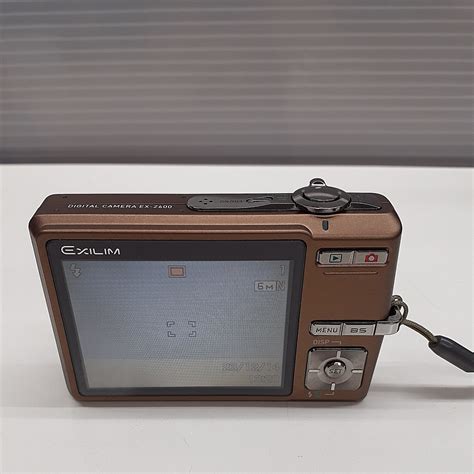 Yahooオークション Casio Exilim Ex Z600 カシオ コンパクトデジタ