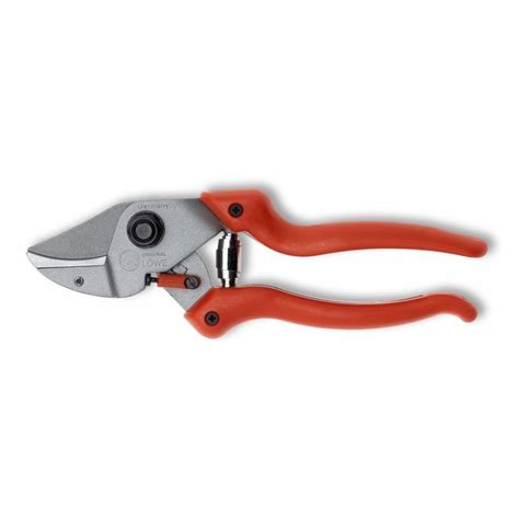 Секатор LOWE 7.104 – nandatapew.ru