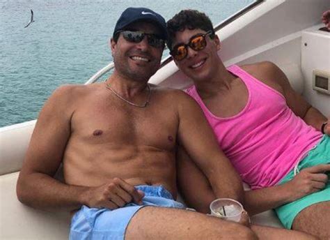 Hijo De Chayanne Heredó El Físico Del Cantante Aquí Las Fotos