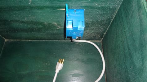 Portable Solar Powered Outlet : 13 Steps (with Pictures) - Instructables