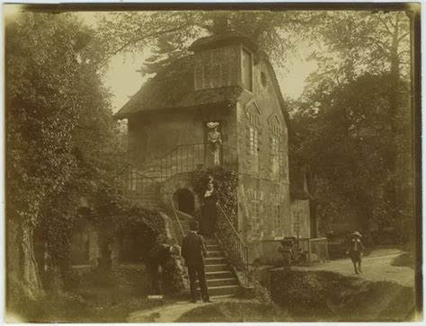 Le Hameau Du Petit Trianon Le Moulin De La Reine Parc Du Ch Teau De