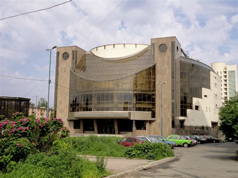 Театр «Буфф» в Санкт-Петербурге