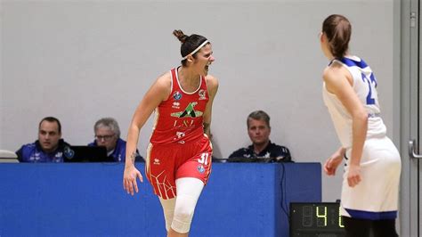 Qui As Vicenza A Velcofin Interlocks Arriva Elisa Ruffo