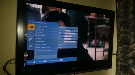 32 Sony Lcd Tv For Quick Sale Model No Kdl 32s3000 30k Slightly