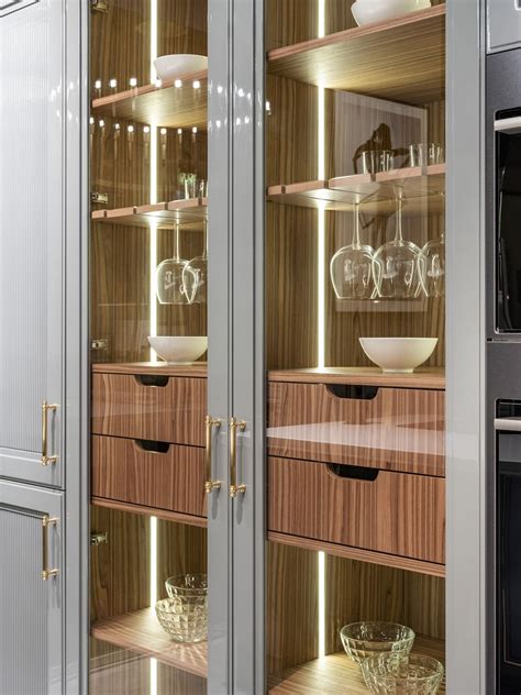 Хранение бокалов и посуды на кухне | Kitchen interior design decor ...