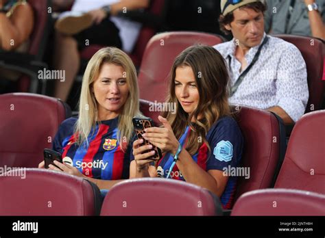 Robert Lewandowski And Wife Hi Res Stock Photography And Images Alamy