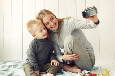 Мама сына Изображения – скачать бесплатно на Freepik