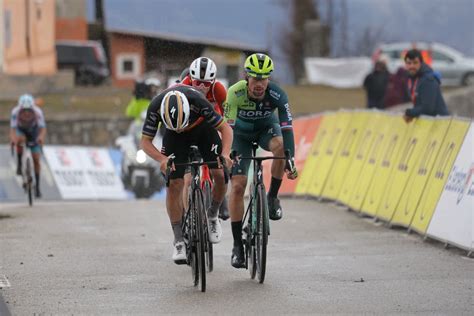 Paris Nice Aleksandr Vlasov Wins Stage 7 As Brandon McNulty Fights To