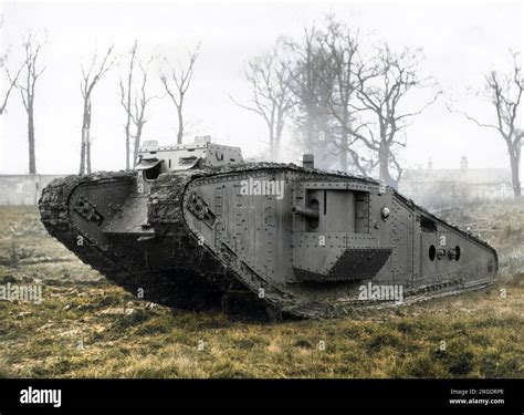 Ww1 British Mark Iv Tank Hi Res Stock Photography And Images Alamy