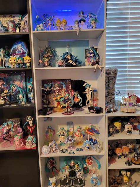 Miku Shelf Update Rhatsunemiku