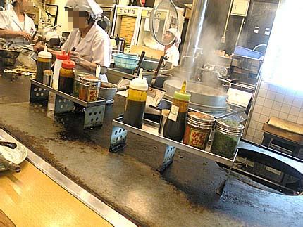 長田本庄軒 センタープラザ店兵庫三宮ぼっかけ焼そばと豚玉モダン 神戸B級グルメ