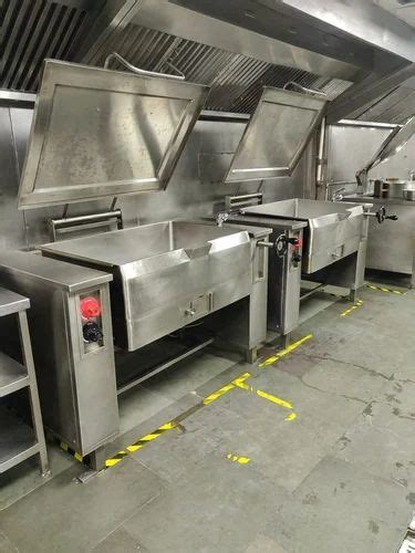 Silver Stainless Steel Tilting Bratt Pan For Commercial Canteen