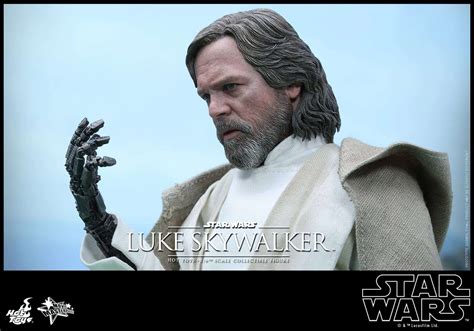 Hot Toys Reveal Stunning Luke Skywalker ‘star Wars The Force Awakens’ Figure Heroic Hollywood