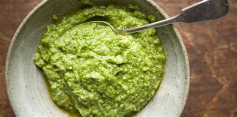 Pesto Maison Facile Et Rapide D Couvrez Les Recettes De Cuisine Actuelle