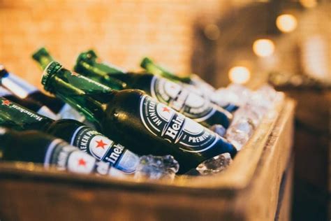 Hist Ria Da Cerveja Heineken Conhe A Esse Caso De Sucesso