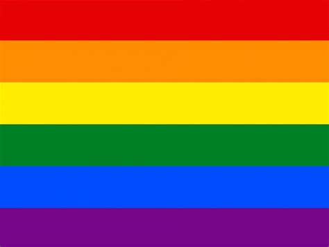 aniversario de la bandera del orgullo gay la historia de su diseño Experimenta