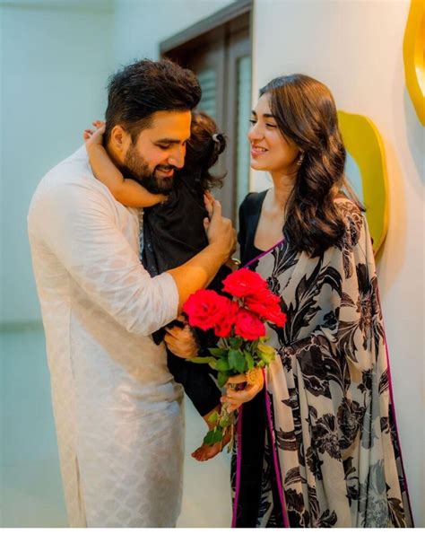 Sarah Khan And Falak Shabir Stunned Their Eid Photoshoot Pk Showbiz