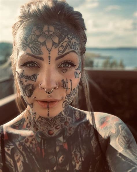 25 Astounding Face Tattoos That You Must See To Believe Face Tattoos For Women Face Tattoos