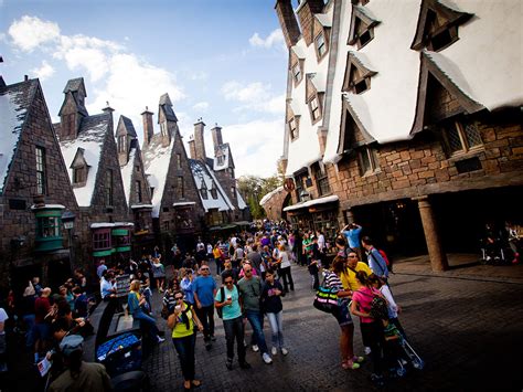 hogsmeade - Spreading Magic