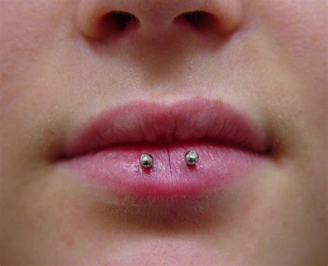 Arito Del Labio Nombre References Labios Tatuados Letra