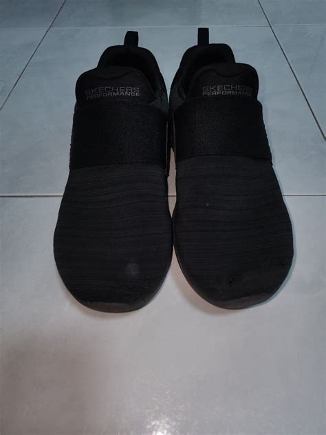 Black Skechers shoes, Men's Fashion, Footwear, Casual shoes on Carousell