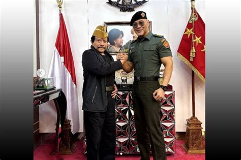 Deddy Corbuzier Terima Pangkat Letkol Tituler Ad Segini Gaji Dan