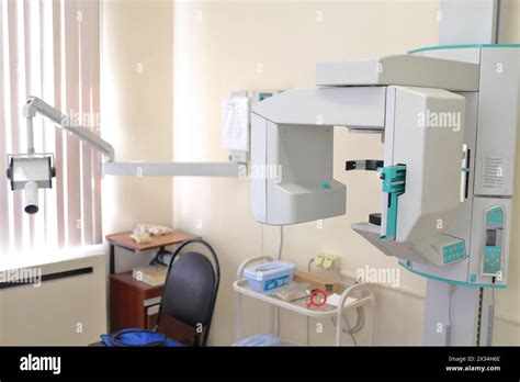 Orthopantomograph Dental Panoramic X Ray Machine To Produce Images In