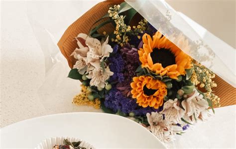 50 Most Popular Types of Flowers to Give or Grow - Edible® Blog