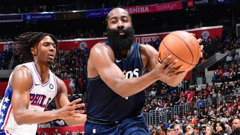 James Harden Booed In Philadelphia Return Explaining Chilly Reception