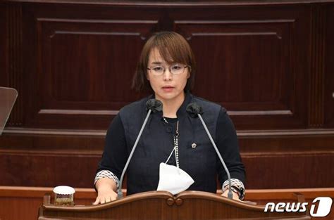 한상현 경남도의원 특별연합 폐기 근거 연구용역 보고서 증거능력 없어