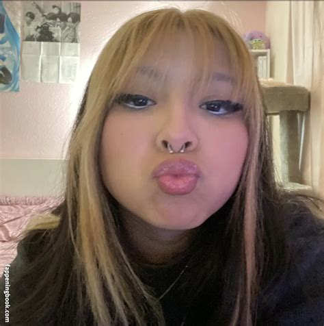 Sugaplumsweetheart Nude OnlyFans Leaks Fappening FappeningBook