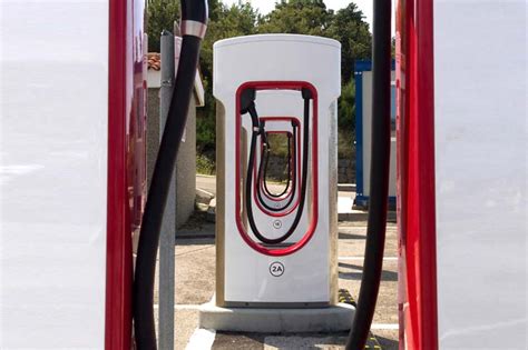 Can Non Tesla Evs Use Tesla Superchargers Nacs Rules