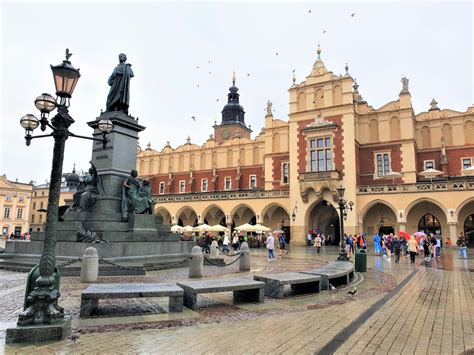 How To Spend Hours In Krakow Poland Fountain Of Travel