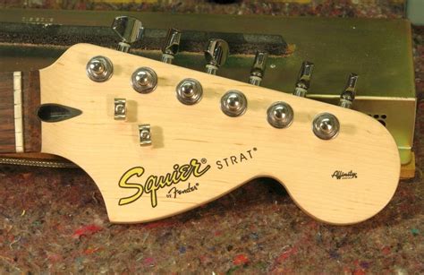 Fender Squier Affinity Stratocaster Made In Indonesia