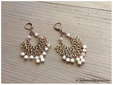 Boucles D Oreilles Ethniques En Nacre Collection Janelle Pearl