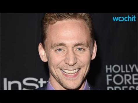 Video Tom Hiddleston Shows Off Naked Butt In Crimson Peak News People