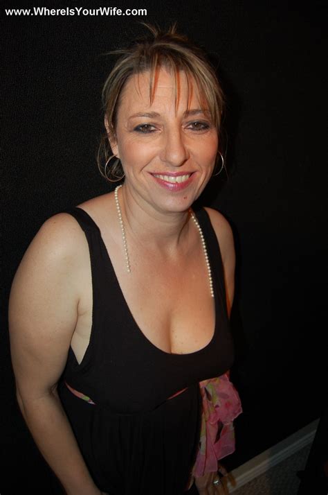 Big Boobed Smily Mature Milf Has No Panties XXX Dessert Picture 1