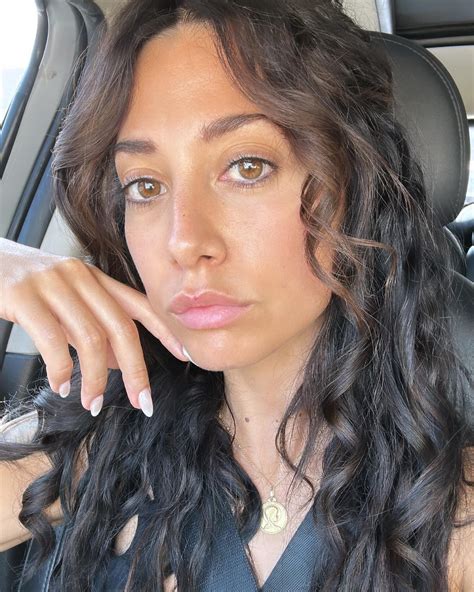 JUDIT MORENO 🐺 | Where I am from we live by the love die by the love 🤍