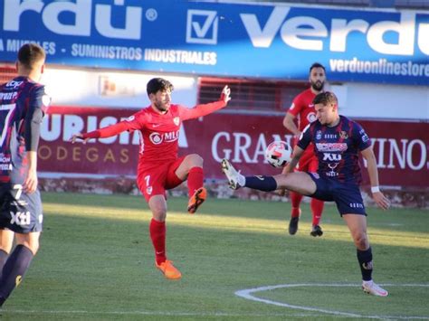 El Yeclano Deportivo Saca Un Punto Valioso Ante El Linares Deportes